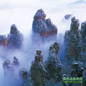 單獨(dú)成團(tuán)H線：張家界、天子山、寶峰湖、天門山、鳳凰古城純玩四晚五日游